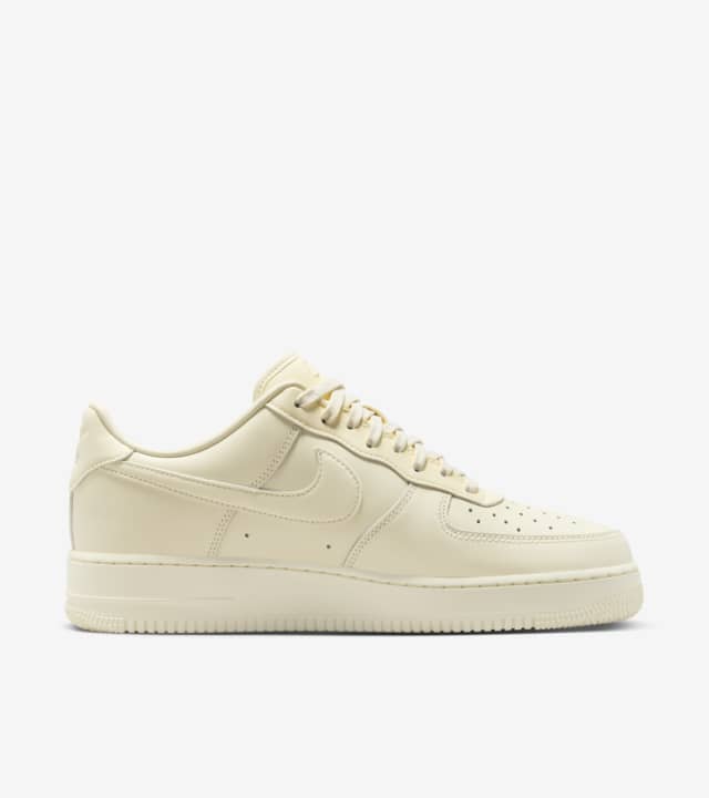 Air Force 1 '07 Coconut Milk