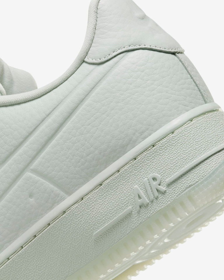 Nike Air Force 1 '07 Pro Tech