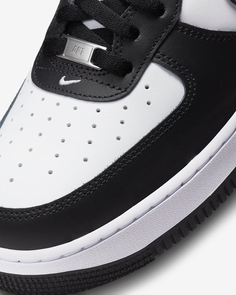 Nike Air Force 1 '07 Panda