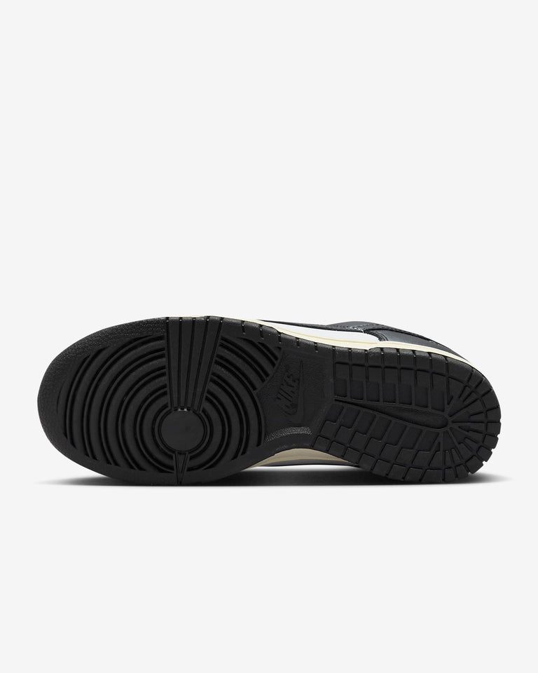 Nike Dunk Low Black