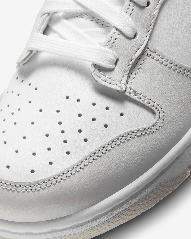 Nike Dunk Low Photon Dust